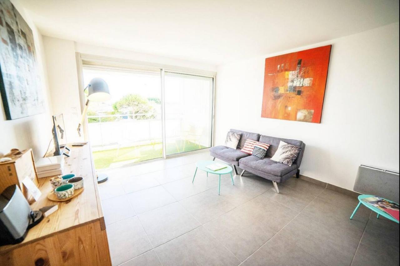 LE CALDERINI APPART - Face PLAGE WIFI et PARK Gratuit CALME - Résid Le Surcouf - CoHôteConciergerie La Grande Motte Extérieur photo