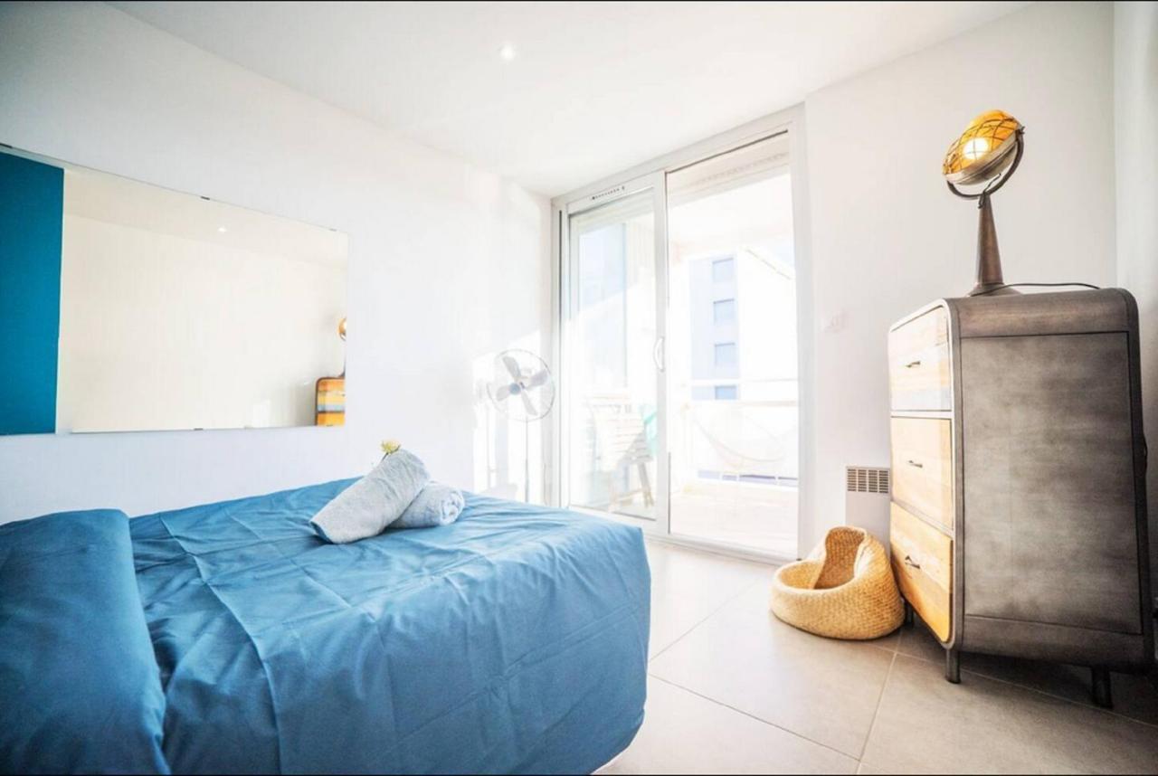 LE CALDERINI APPART - Face PLAGE WIFI et PARK Gratuit CALME - Résid Le Surcouf - CoHôteConciergerie La Grande Motte Extérieur photo